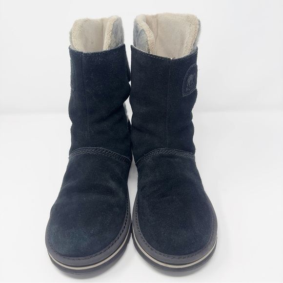 Sorel “Newbie” Suede Boots - Picture 2 of 8